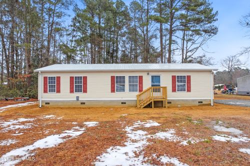 456 Lanier Ave, Rocky Point, NC, 28457-8463 | Card Image