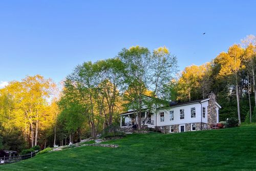 225 Roxbury Rd, Washington, CT, 06793-1713 | Card Image