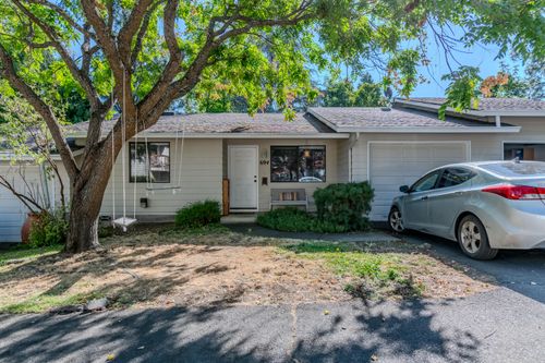 694 Normal Ave, Ashland, OR, 97520-2430 | Card Image