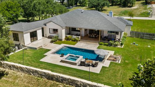 105 Taylor Creek Way, Liberty Hill, TX, 78642-2076 | Card Image