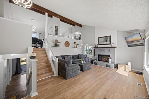 611 S Laredo Cir, Aurora, CO, 80017-2103 | Card Image