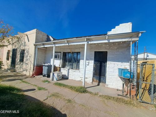 2209 Magoffin Ave, El Paso, TX, 79901-2023 | Card Image