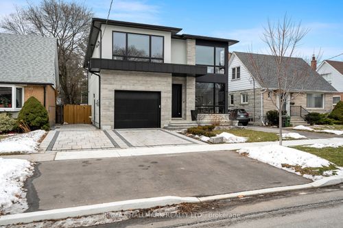 36 Karnwood Dr, Scarborough, ON, M1L2Z5 | Card Image