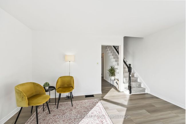 24 Mckeown Cres, House attached with 3 bedrooms, 2 bathrooms and 4 parking in Amherstview ON | Image 19