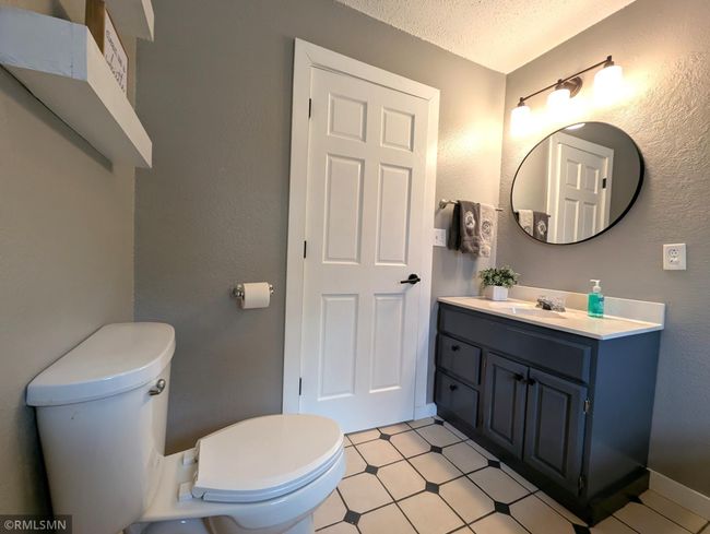 Main floor bathroom | Image 30