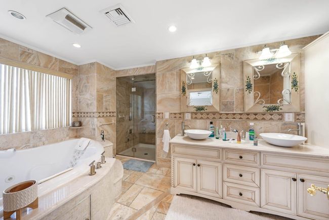 8205 Grand Ave, House other with 4 bedrooms, 4 bathrooms and null parking in North Bergen NJ | Image 15