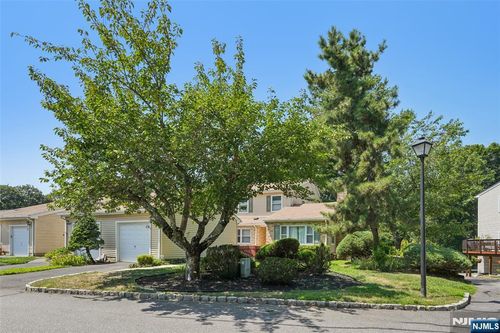 130 Bunker Hill Rd, Wayne, NJ, 07470-6329 | Card Image