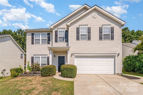 9012 Hedge Maple Rd, Charlotte, NC, 28269-5173 | Card Image