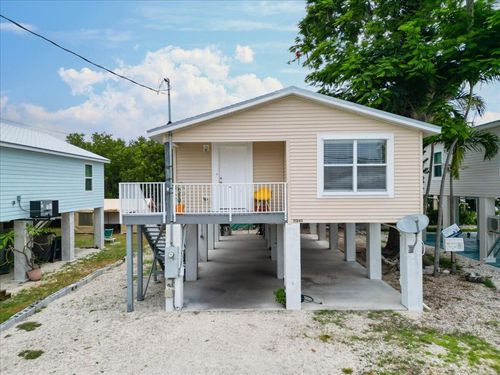 31243 Avenue E, Big Pine Key, FL, 33043-4545 | Card Image
