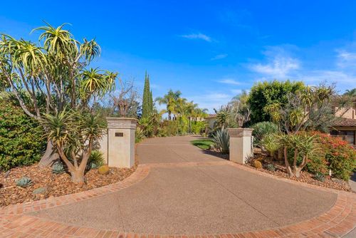 7748 Road To Zanzibar, San Diego, CA, 92127 | Card Image
