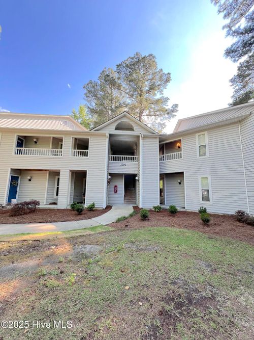 apt-h-3300 Mulberry Ln, Greenville, NC, 27858-8823 | Card Image
