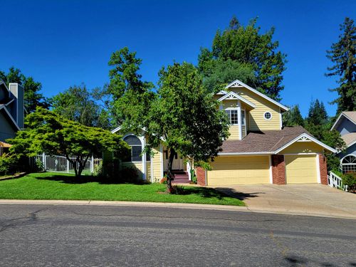 147 Rebecca Way, Folsom, CA, 95630-4955 | Card Image