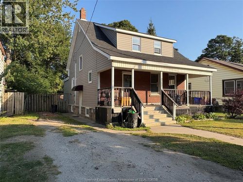upper-3773 Peter St, Windsor, ON, N9C1K1 | Card Image