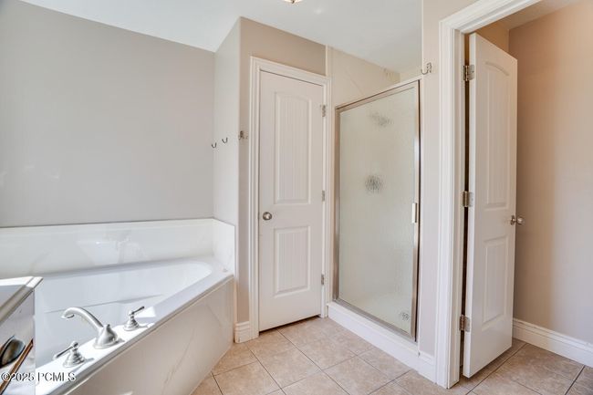 3035 S Big Hollow Rd, House other with 8 bedrooms, 5 bathrooms and null parking in Daniel UT | Image 27