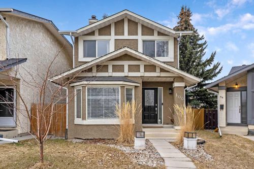 100 Woodfield Green Sw, Calgary, AB, T2W3T9 | Card Image