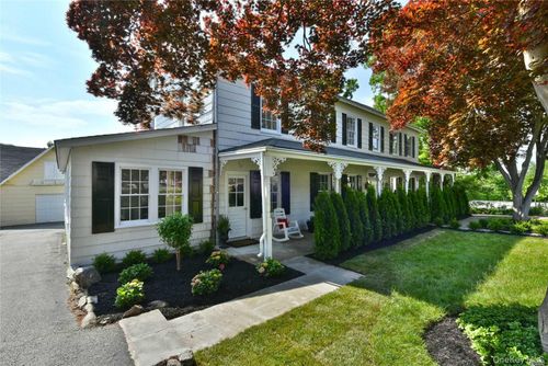 1s-1415 Old Northern Blvd, Roslyn, NY, 11576-2146 | Card Image