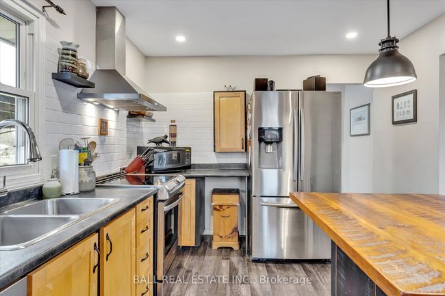 851 Kimberly Dr, House other with 3 bedrooms, 3 bathrooms and 8 parking in Ennismore ON | Image 22