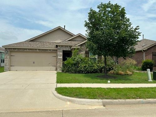 2757 Tobias Ln, Aubrey, TX, 76227-1784 | Card Image