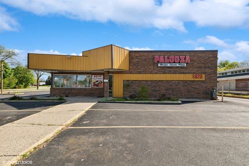 1820 W Irving Park Rd, Schaumburg, IL, 60193-3510 | Card Image
