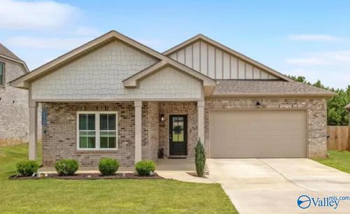 223 Hope Ridge Dr, New Hope, AL, 35760-8781 | Card Image