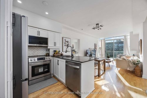 ph01-15 Windermere Ave, Toronto, ON, M6S5A2 | Card Image