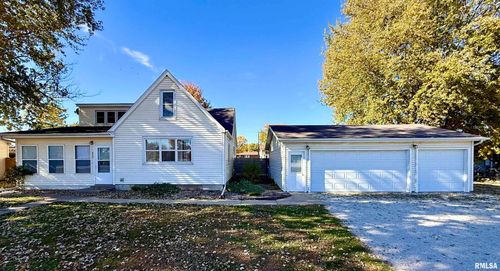 815 1st St, Colona, IL, 61241-9749 | Card Image