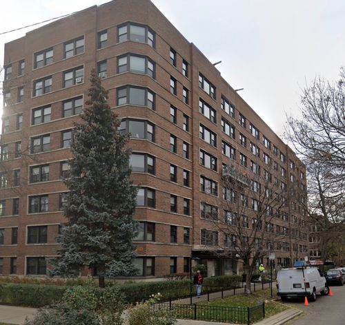 412-4880 N Marine Dr, Chicago, IL, 60640-4202 | Card Image