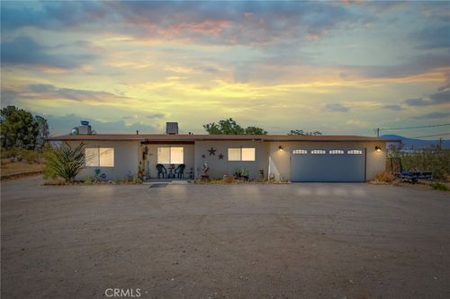 32720 Carnelian, Lucerne Valley, CA, 92356 | Card Image