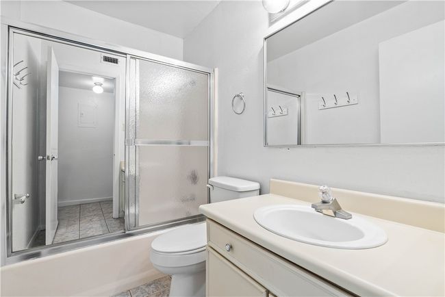 APT-16 - 3402 Ocean Dr, Condo with 2 bedrooms, 2 bathrooms and null parking in Corpus Christi TX | Image 16