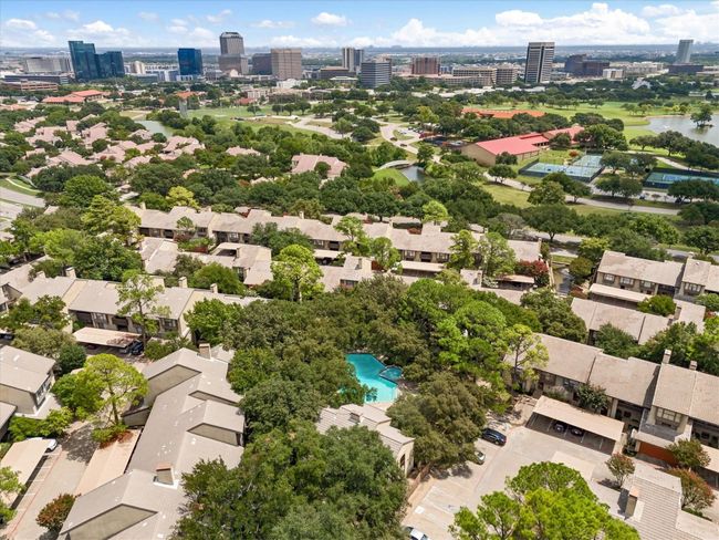 Aerial View of Quail Run Condominiums. | Image 28