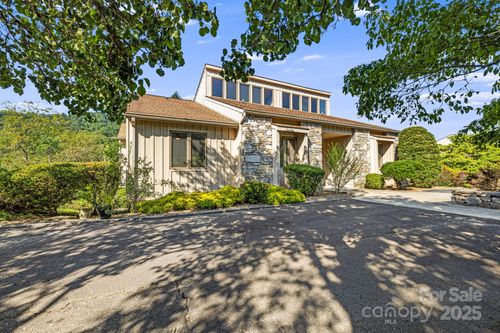 25 Westridge Ct, Hendersonville, NC, 28791-3102 | Card Image