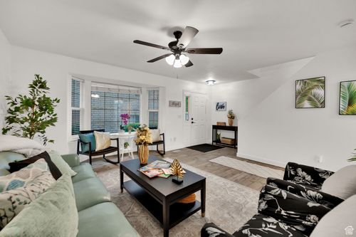 1454 1370, Provo, UT, 84606-6548 | Card Image