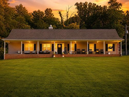 253 Sanders Mines Rd, Max Meadows, VA, 24360-3571 | Card Image