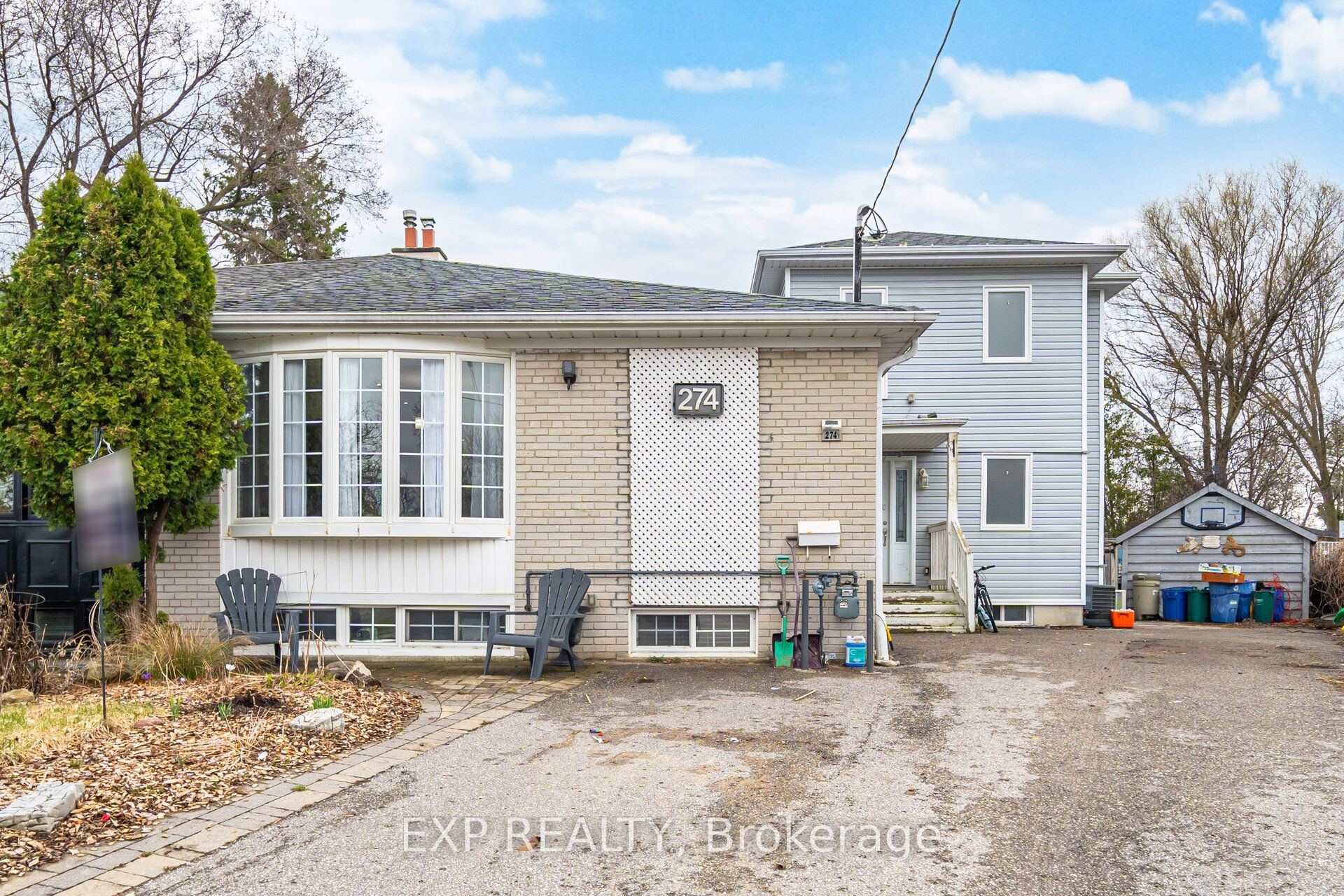 Residential in Richmond Hill