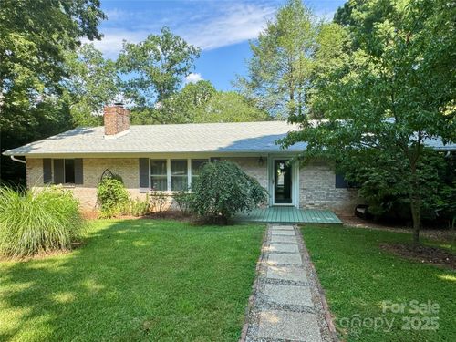 206 Rock Hill Avenue, Hendersonville, NC, 28792 | Card Image