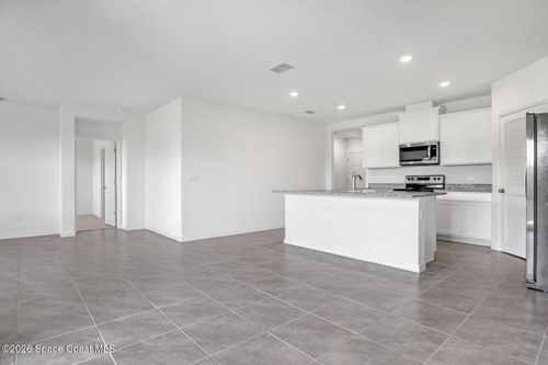 1422 Mcfarland Dr, West Melbourne, FL, 32904-1245 | Card Image