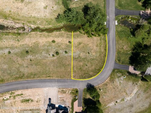 42 Warm Creek Ln, Victor, ID, 83455-4931 | Card Image