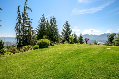 43620 Bracken Dr, Chilliwack, BC, V2R4A3 | Card Image