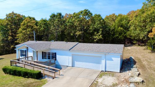 17976 New Hermitage Dr, Hermitage, MO, 65668-8404 | Card Image