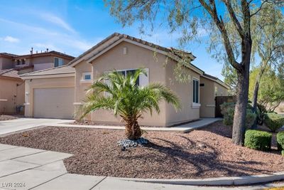 583 Pinetop Lake Street, House other with 3 bedrooms, 2 bathrooms and null parking in Henderson NV | Image 3