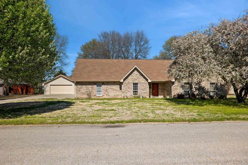 1404 Easy St, Trumann, AR, 72472-1044 | Card Image