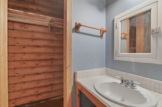 Loft bathroom | Image 23