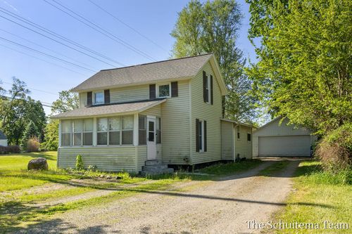 425 Cherry St, Wayland, MI, 49348-1010 | Card Image