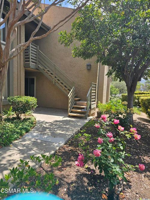 apt-203-460 Arbor Lane Ct, Thousand Oaks, CA, 91360-7203 | Card Image