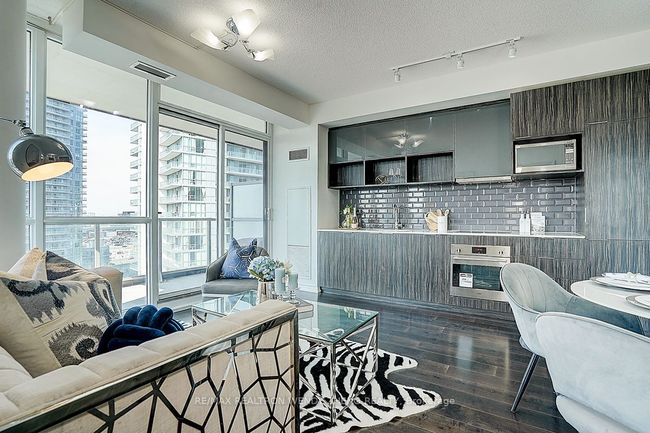 1102 - 52 Forest Manor Rd, Condo with 2 bedrooms, 2 bathrooms and 1 parking in North York ON | Image 12