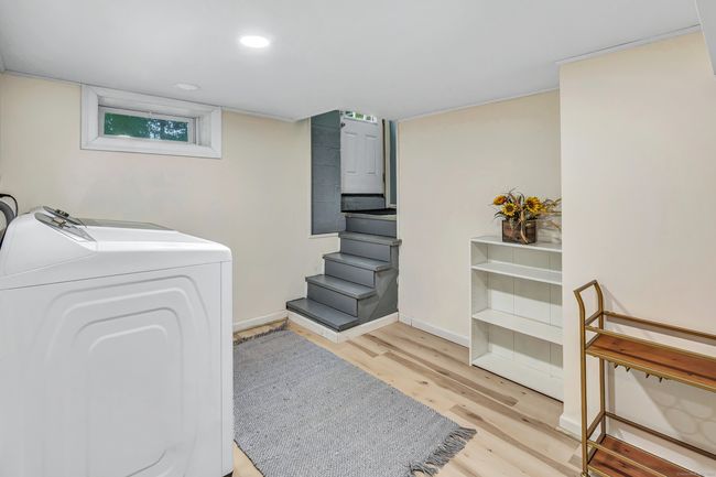 14 N Coe Ln, House other with 3 bedrooms, 2 bathrooms and null parking in Ansonia CT | Image 30