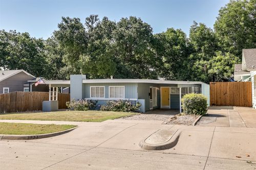 3933 Dexter Ave, Fort Worth, TX, 76107-4432 | Card Image