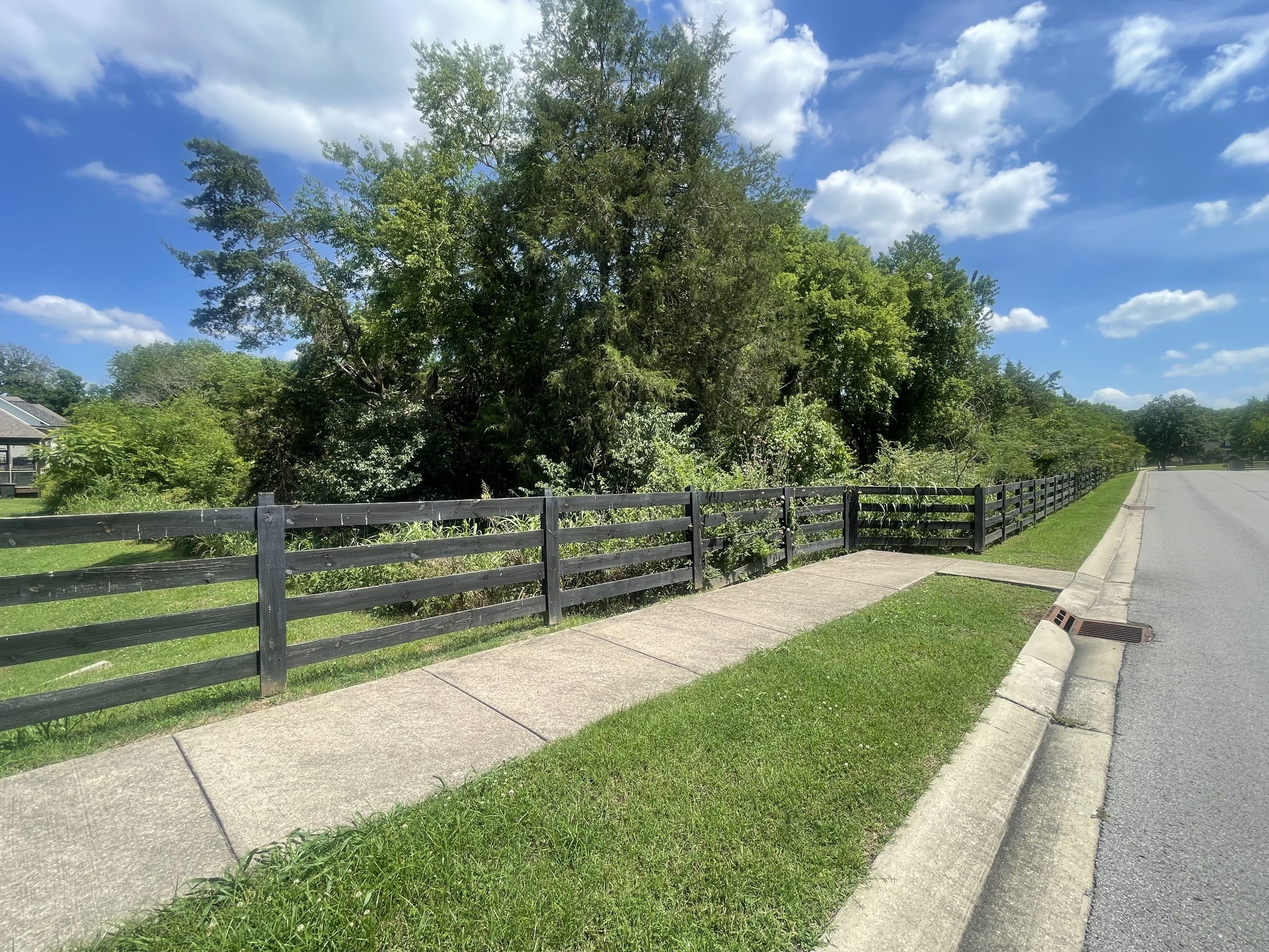Land in Hendersonville 4