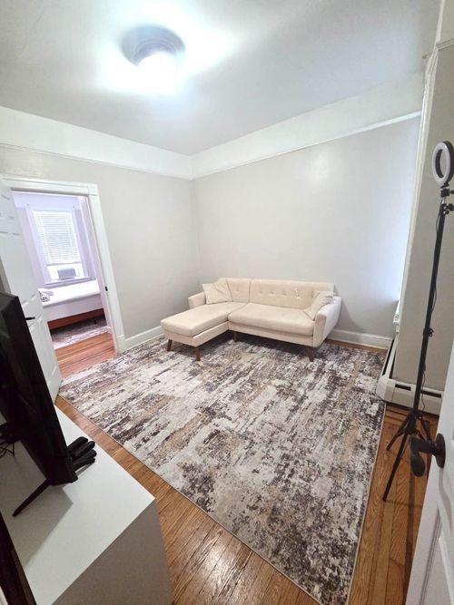 391 Woodlawn Ave, Jersey City, NJ, 07305-1305 | Card Image