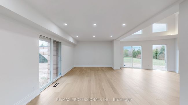 554045 Mono Amaranth Tline, House other with 6 bedrooms, 3 bathrooms and 4 parking in Amaranth ON | Image 7
